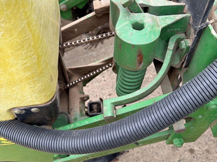john-deere-1760-image-40
