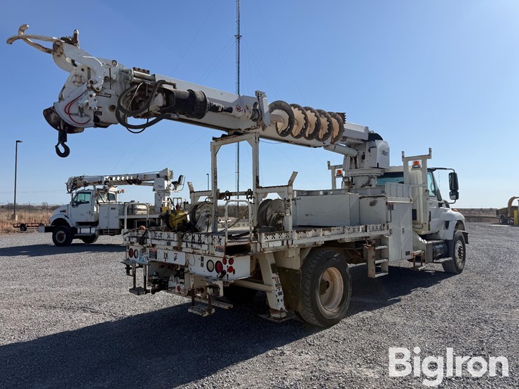 2008-international-7400-image-5