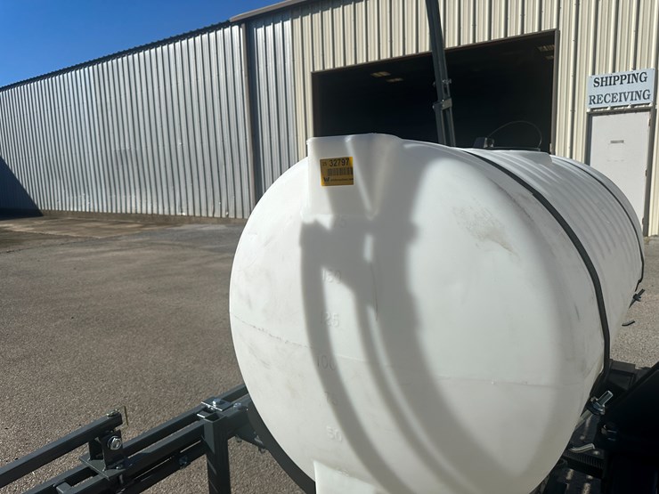 #32797-•-**unused-bowman-agmate-30'-200-gallon-sprayer-image-24