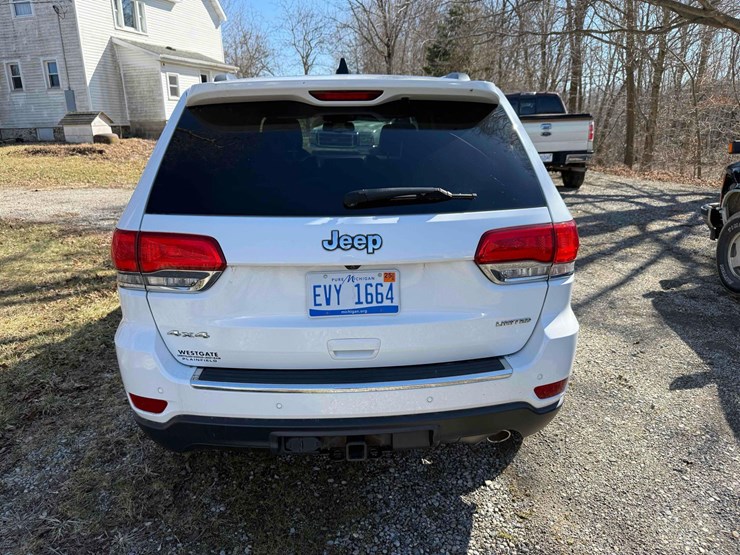 2015-jeep-grand-cherokee-image-5