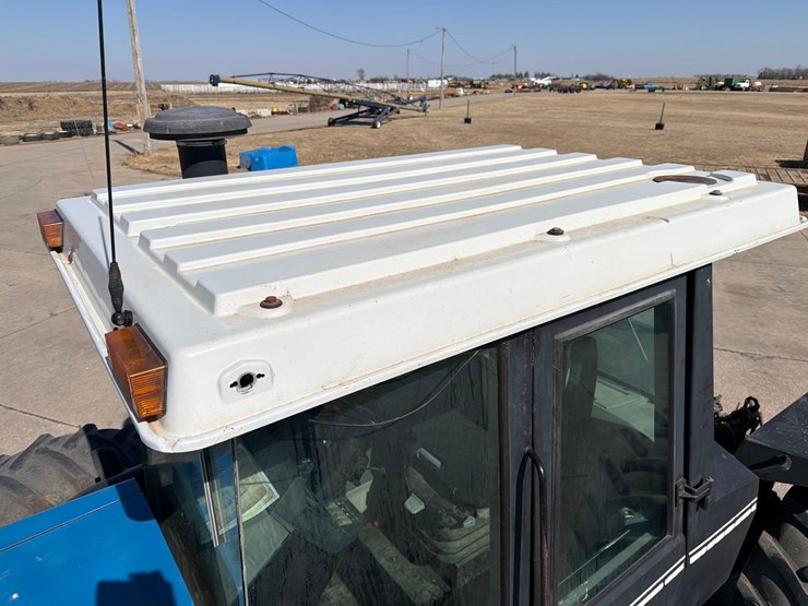 1990-versatile-946-image-44