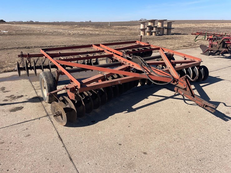 international-370-image-2