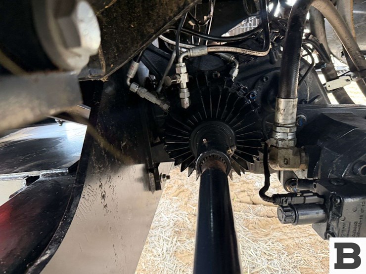 2020-case-ih-8250-image-35