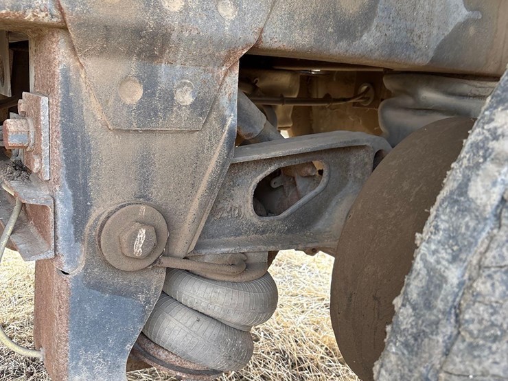 2014-wilson-grain-trailer-image-23