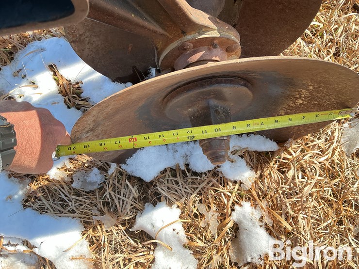 john-deere-331-image-15