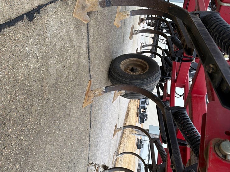 2011-case-ih-200-image-33
