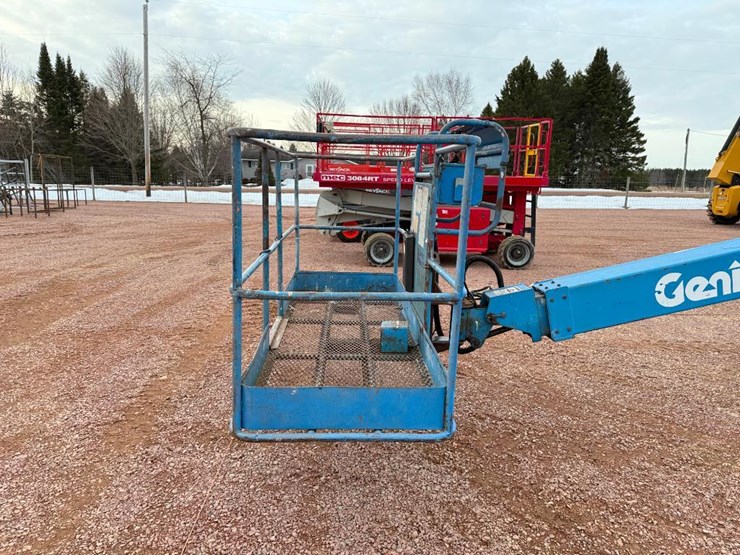 2000-genie-s40-image-25