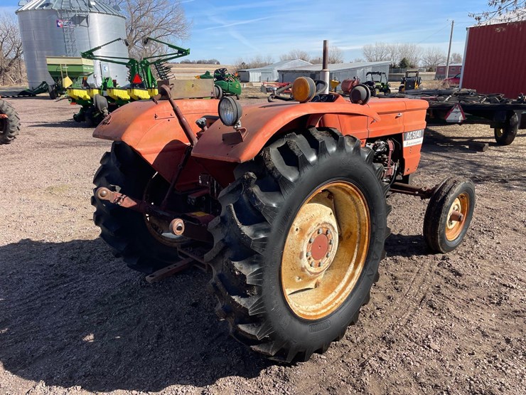 1980-allis-chalmers-5040-2wd-tractor—1-owner-image-4