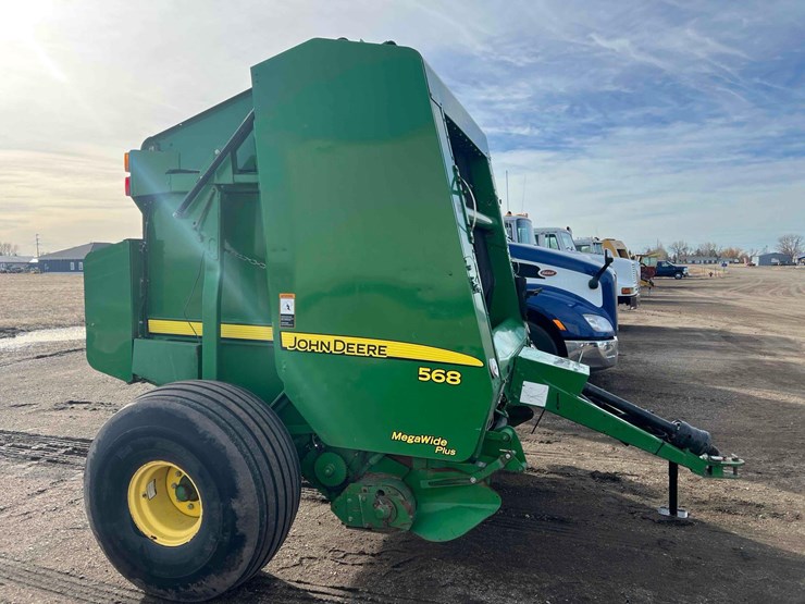 john-deere-568-image-4