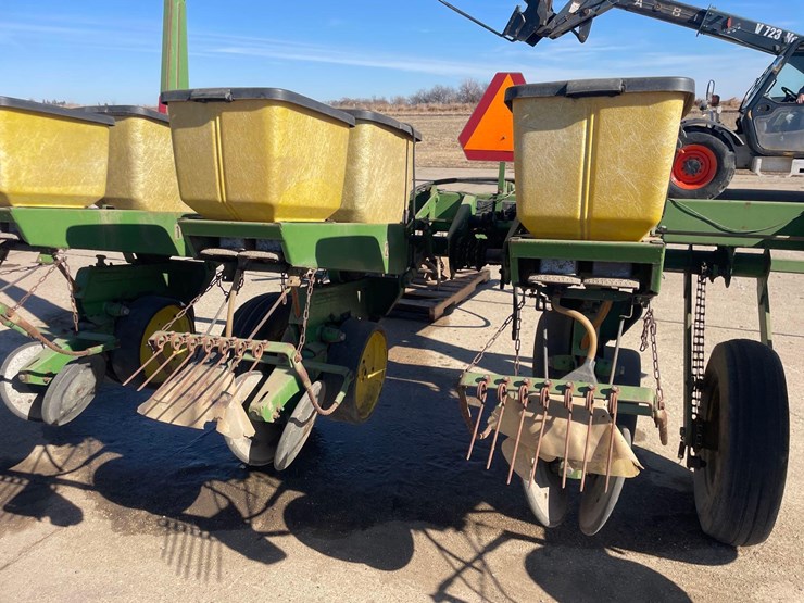 john-deere-7000-image-10