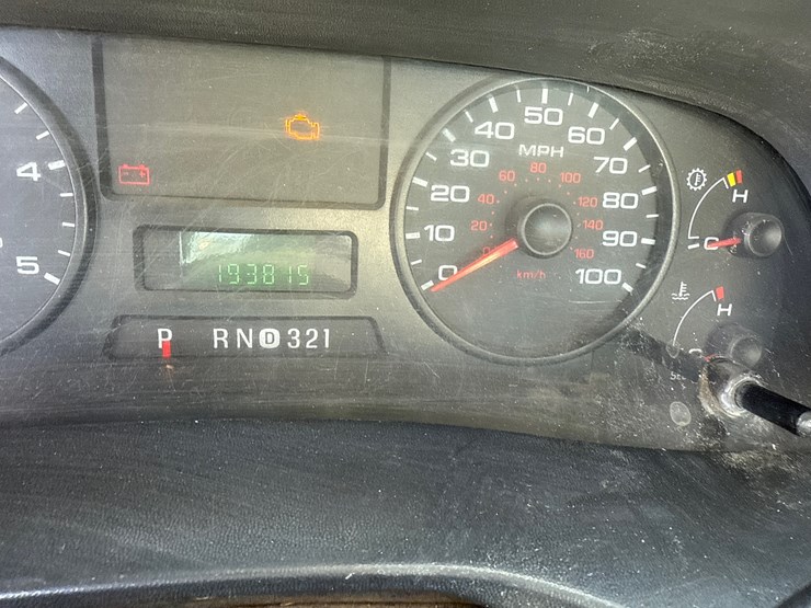 2007-ford-f550-image-58