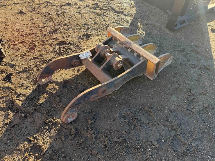 caterpillar-thumb-image-3