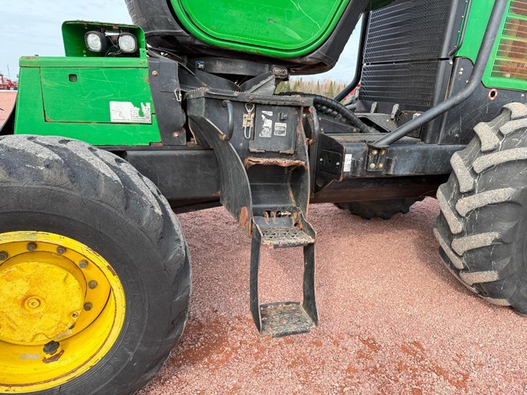 deere-1270e-image-23