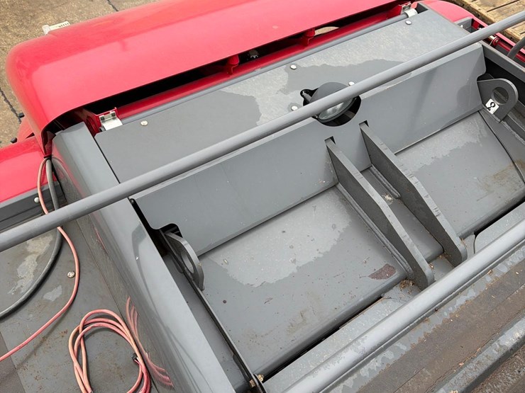 massey-ferguson-2290-image-35