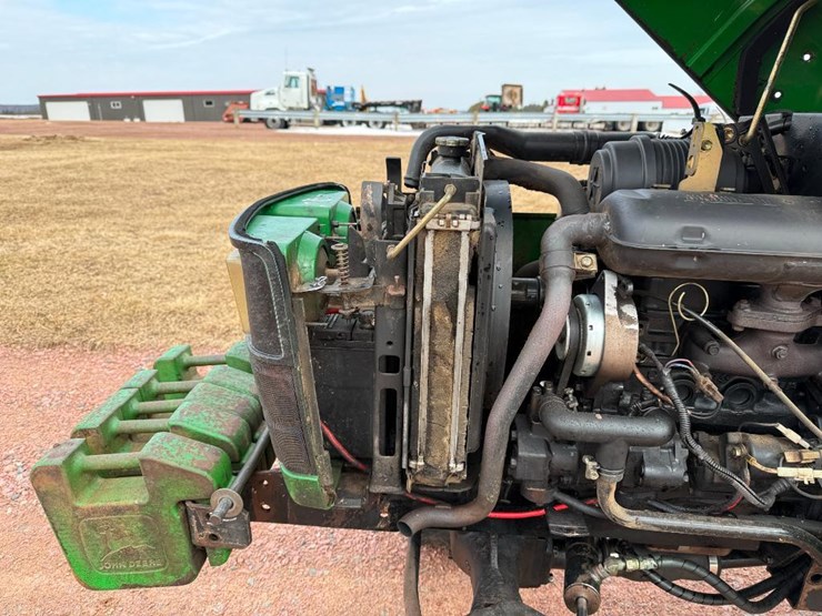 john-deere-4100-image-29