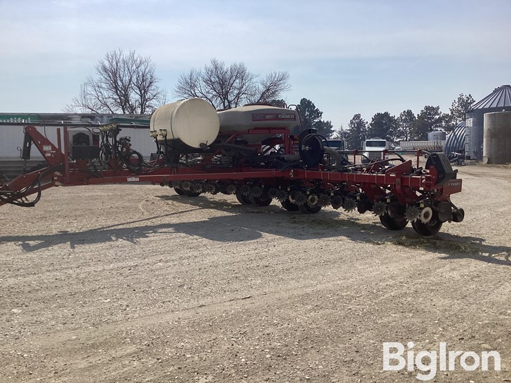 2014-case-ih-1250-image-8