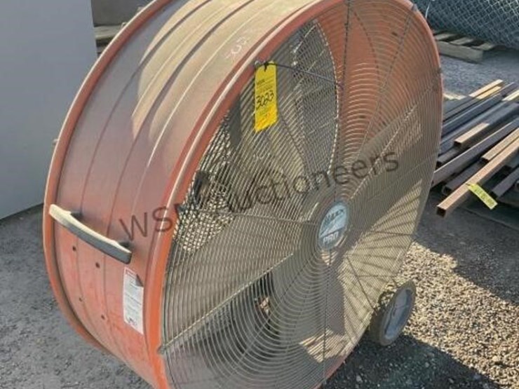 maxx-air-pro-42in-shop-fan-image-1