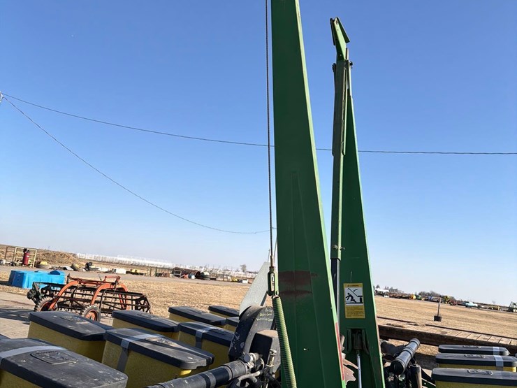 john-deere-7200-image-54