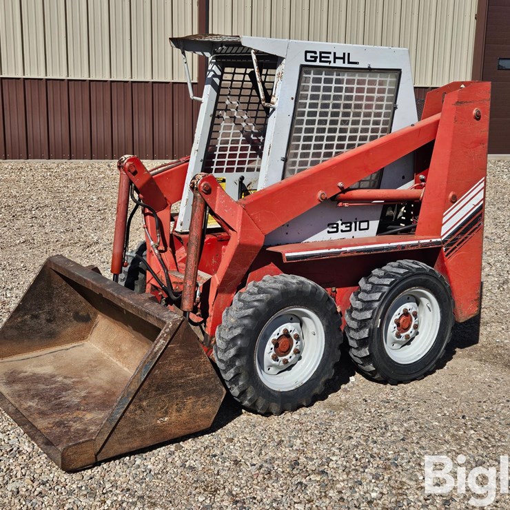 GEHL 3310
