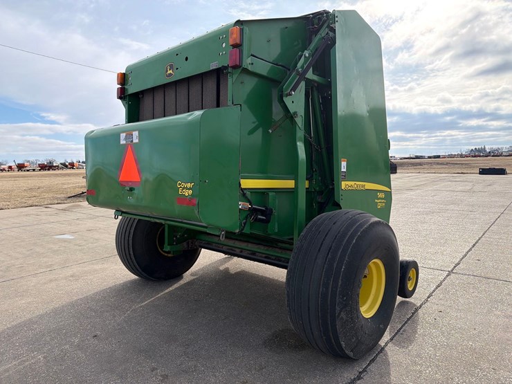 john-deere-568-image-4