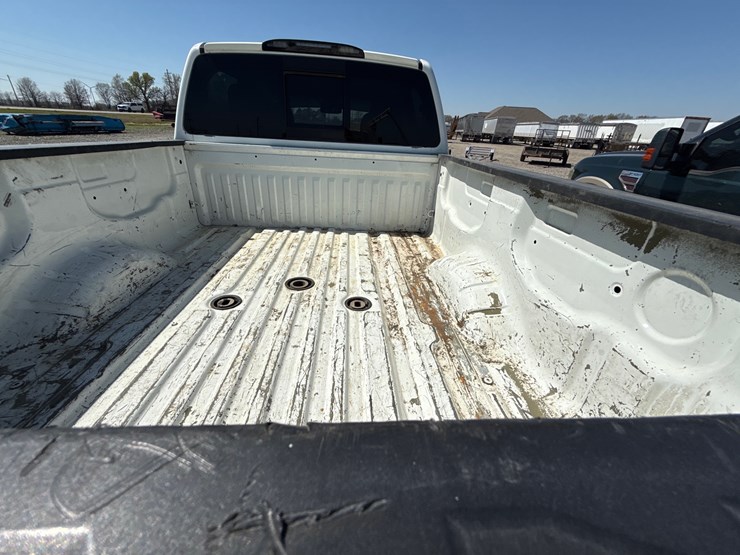 2017-nissan-titan-image-8