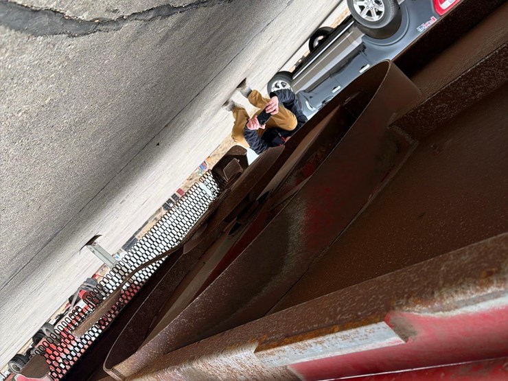 2023-buhler-y1531-15ft-batwing-mower-image-14