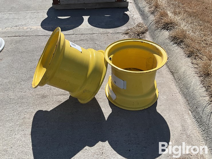 john-deere-8-image-8