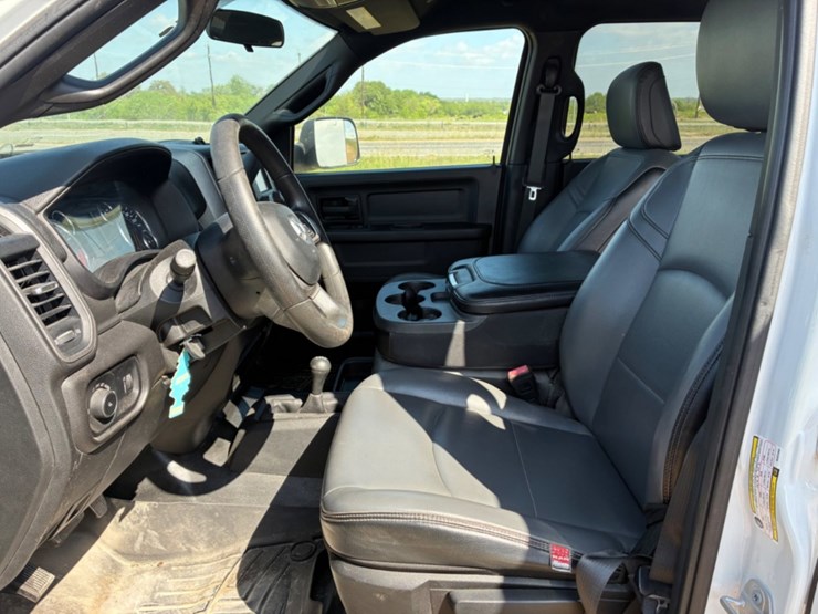 2022-dodge-2500-image-5