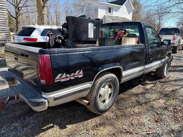 1995-gmc-1500-image-4