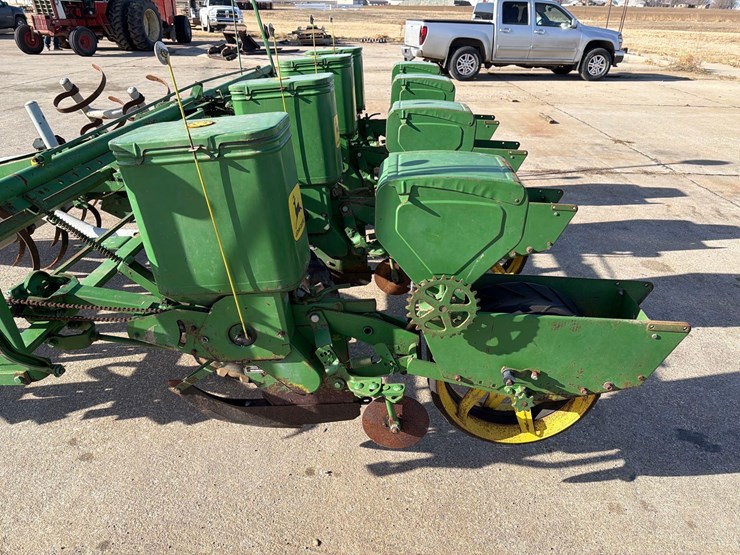 john-deere-1240-image-12