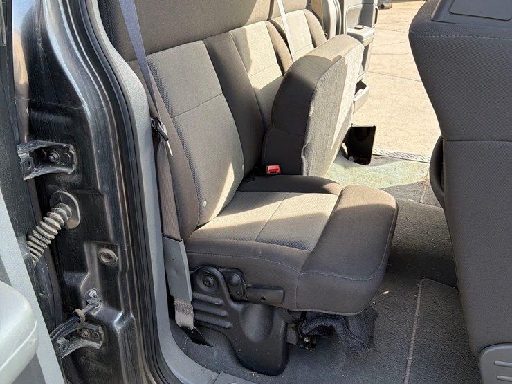 2004-ford-f150-image-39