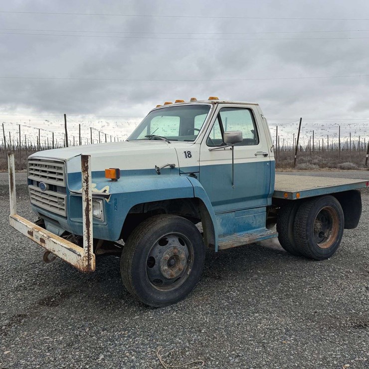 1988 FORD F600