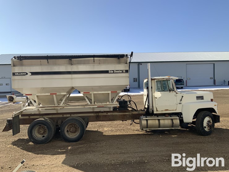 1985-ford-ltl9000-image-4