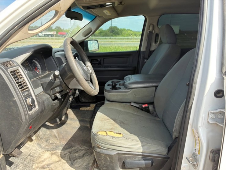 2018-dodge-2500-image-5