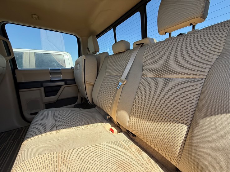 2016-ford-f150-image-29