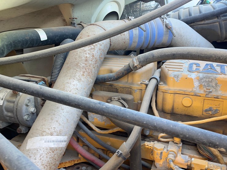 2004-caterpillar-c12-image-21