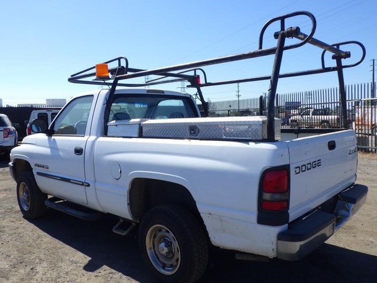 2000-dodge-ram-1500-image-4