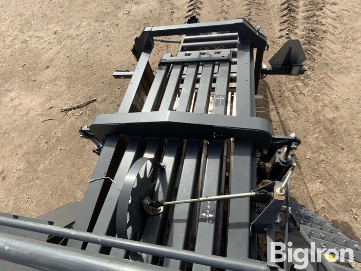 2022-massey-ferguson-2270xd-image-19