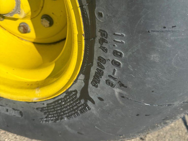 john-deere-7600-image-17