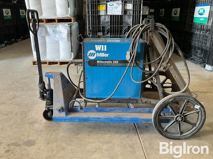 miller-millermatic-250-electric-wire-welder-image-8