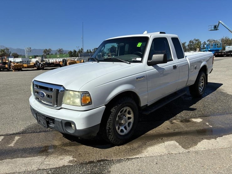 2010-ford-ranger-image-1