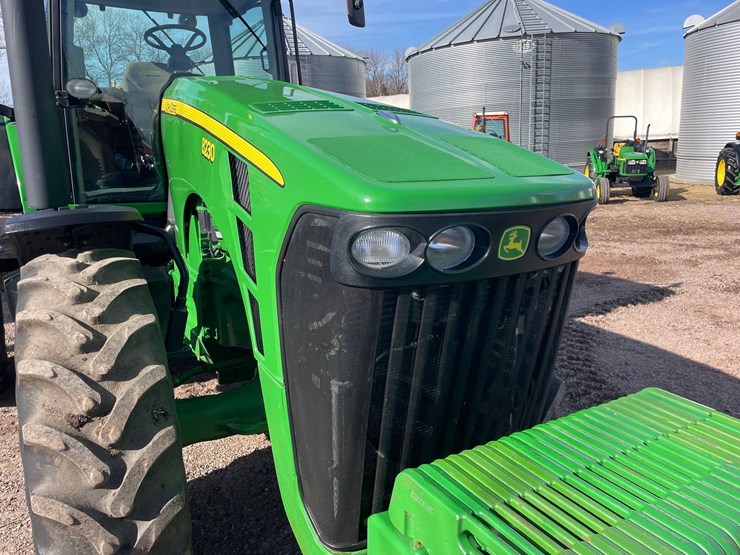 2007-john-deere-8230-image-21
