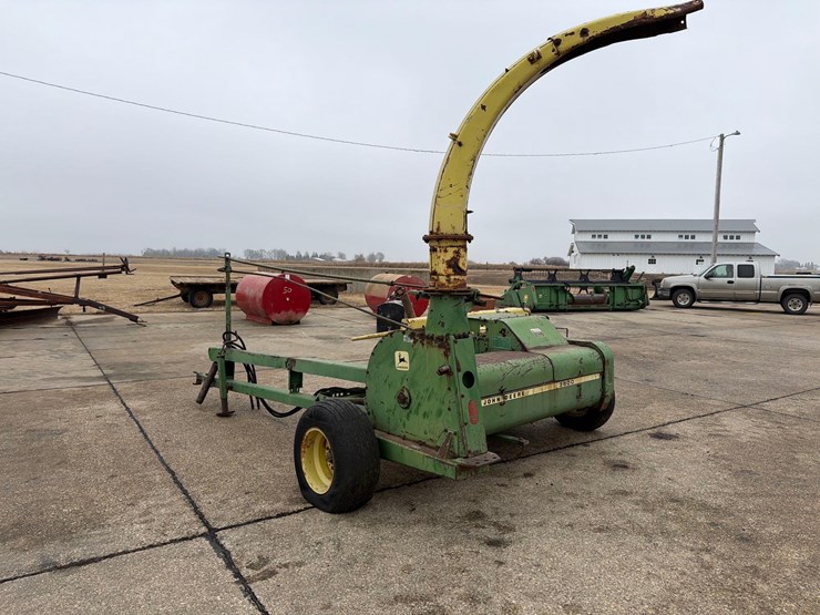 john-deere-3800-image-2