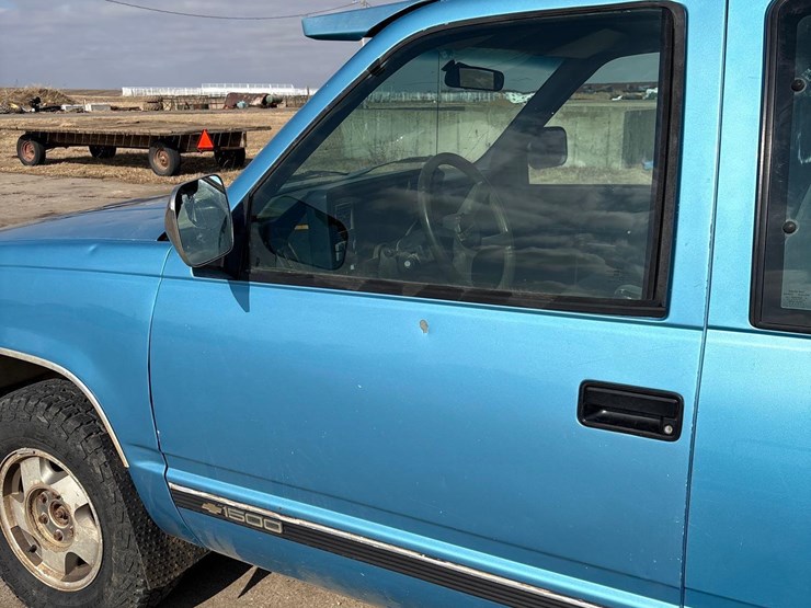 1994-chevrolet-silverado-1500-image-10