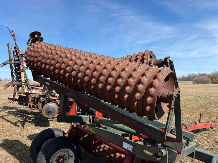 brillion-x-fold-25’-packer-image-10