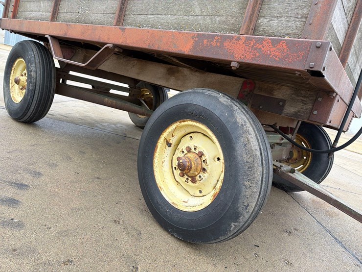 john-deere-6-image-13