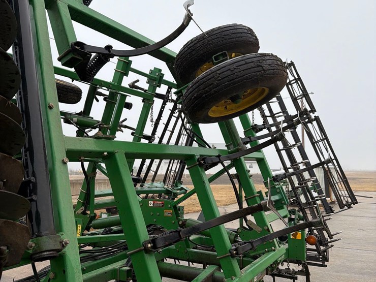 john-deere-726-image-13