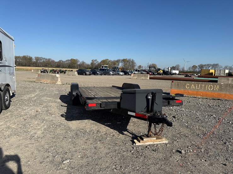 big-tex-car-hauler-image-2