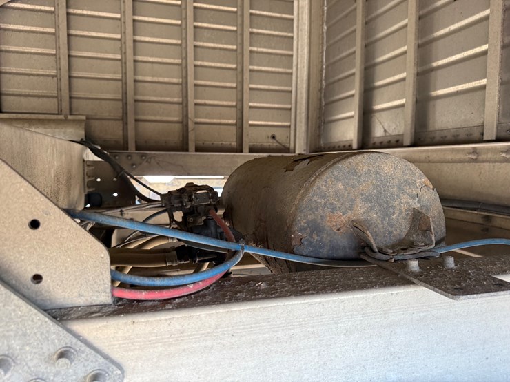 2015-timpte-hopper-bottom-image-23