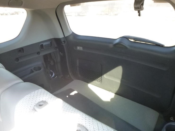 2014-toyota-rav4-image-9